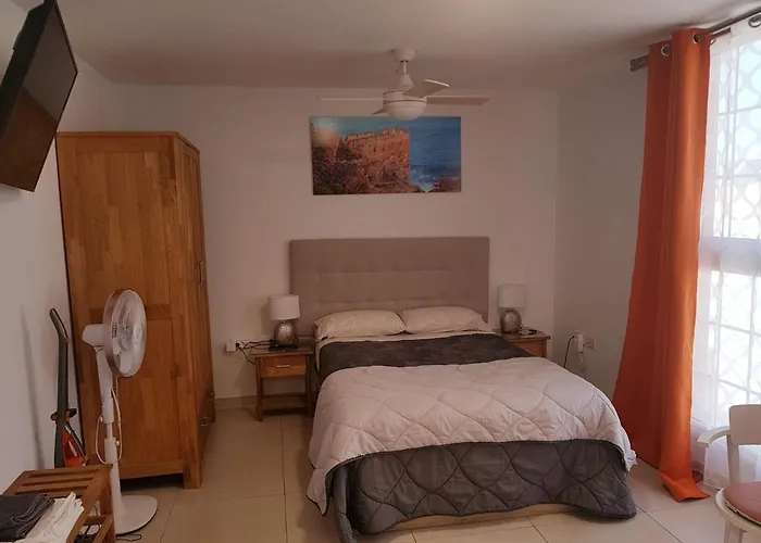 Estudio Nuevo Con Baño, Cocina Y Gran Terraza *