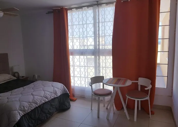 Estudio Nuevo Con Bano, Cocina Y Gran Terraza *