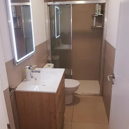 Appartamento Estudio Nuevo Con Bano, Cocina Y Gran Terraza